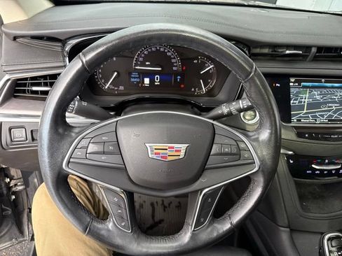 Used 2019 Cadillac XT5 Luxury AWD/4WD image 8