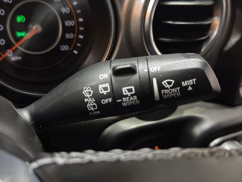 Used 2022 Jeep Wrangler Unlimited Sahara w/ Cold Weather Group image 26