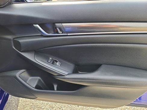 Used 2021 Honda Accord Sport image 21