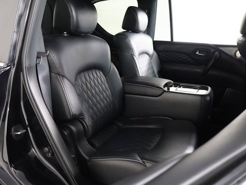 Used 2024 INFINITI QX80 Sensory AWD/4WD image 37