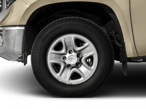 Used 2016 Toyota Tundra SR5 image 11