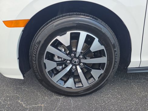 Used 2026 Honda Odyssey EX-L image 27