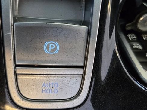 Used 2024 Hyundai Tucson Limited image 44