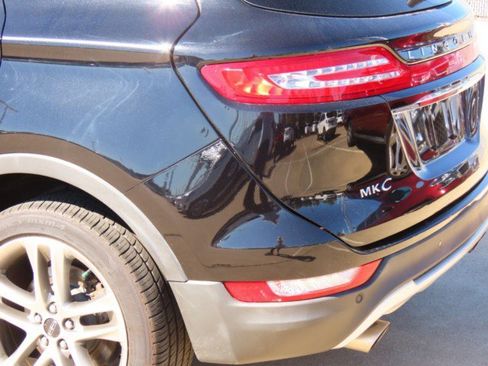 Used 2019 Lincoln MKC Reserve image 14