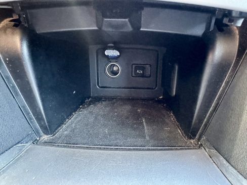 Used 2007 Toyota Camry SE image 29