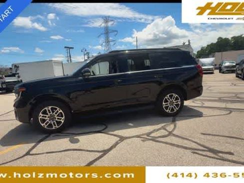 Used 2025 Ford Expedition Active AWD/4WD image 5
