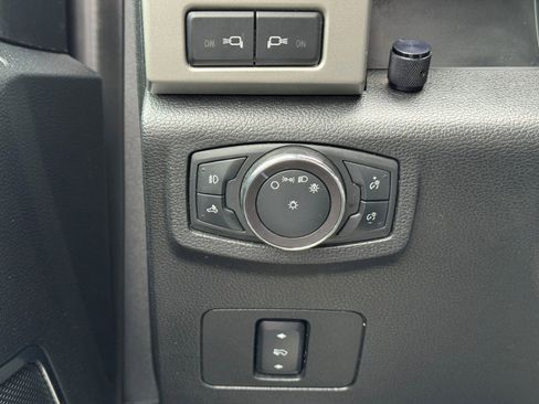Used 2019 Ford F250 Lariat image 15