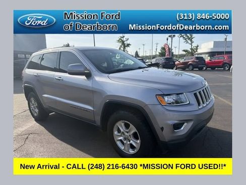 Used 2014 Jeep Grand Cherokee Laredo w/ Quick Order Package 23E AWD/4WD image 1