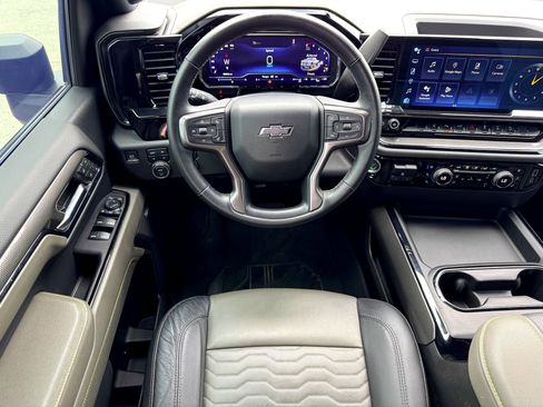 Used 2024 Chevrolet Silverado 2500 ZR2 image 25