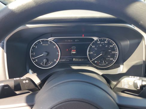 Certified 2024 Nissan Rogue SV image 20