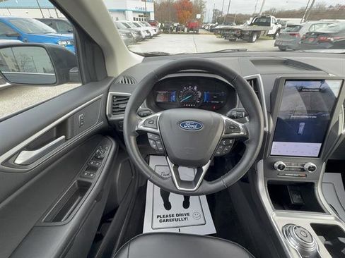 Certified 2022 Ford Edge SEL w/ Convenience Package image 15