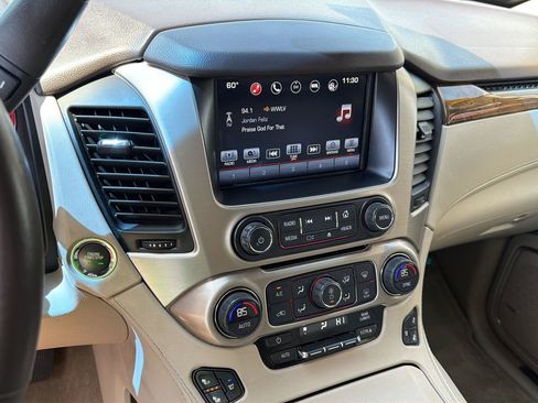 Used 2016 GMC Yukon Denali w/ Open Road Package AWD/4WD image 26