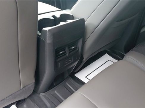 Certified 2024 Chevrolet Colorado ZR2 w/ Technology Package image 20