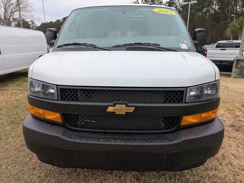 New 2025 Chevrolet Express 3500 Extended w/ Driver Convenience Package image 9