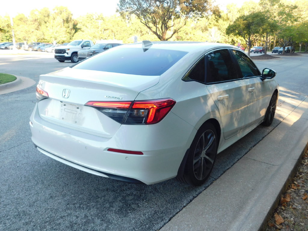 Used 2022 Honda Civic Touring image 4