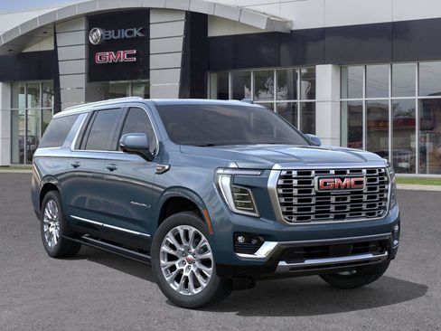 New 2026 GMC Yukon XL Denali w/ Sun & Power Step Package image 7