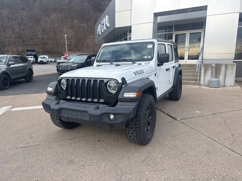 Used 2020 Jeep Wrangler Unlimited Sport image 3