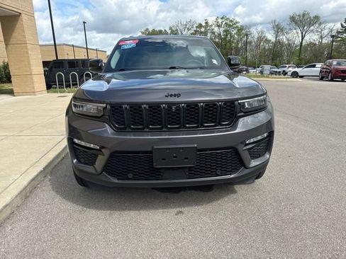 Used 2023 Jeep Grand Cherokee Limited w/ Luxury Tech Group II RWD image 7