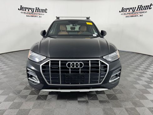 Used 2023 Audi Q5 2.0T Premium w/ Convenience Package AWD/4WD image 5