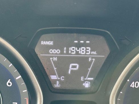 Used 2013 Hyundai Elantra GLS w/ Preferred Pkg FWD image 20