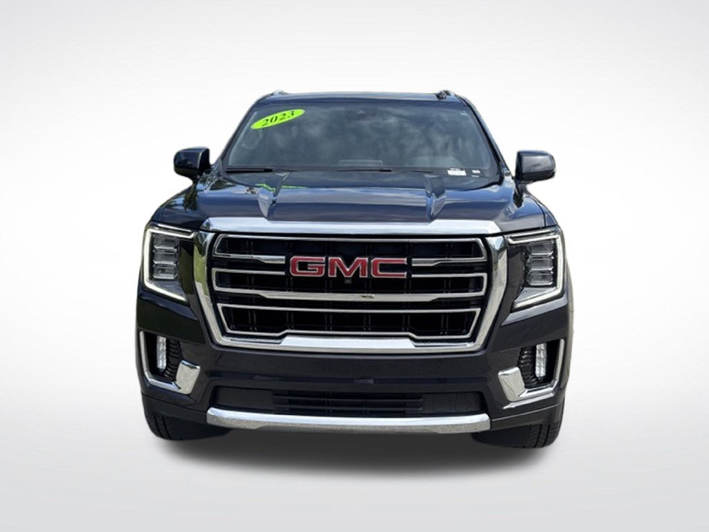 Used 2023 GMC Yukon XL SLT w/ SLT Luxury Package RWD image 2