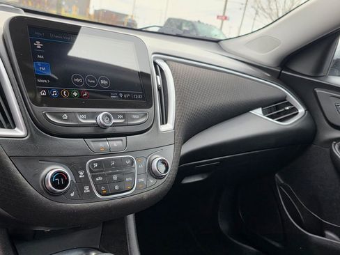 Used 2024 Chevrolet Malibu LT FWD image 27