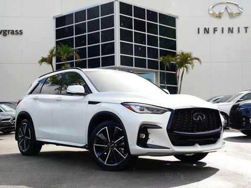 Used 2023 INFINITI QX50 Sport image 1
