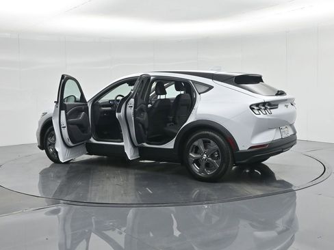 Certified 2021 Ford Mustang Mach-E Select image 31