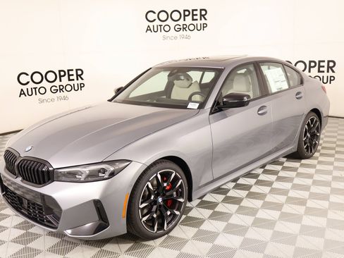 New 2026 BMW 330i Sedan w/ M Sport Package RWD image 10