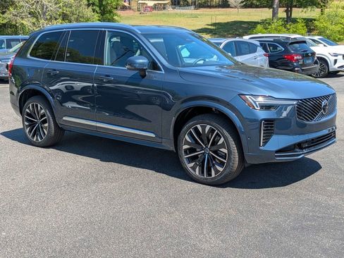 New 2026 Volvo XC90 T8 Ultra w/ Protection Package Premier AWD/4WD image 8