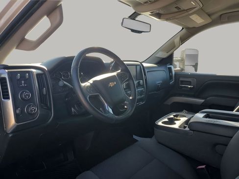 Used 2017 Chevrolet Silverado 2500 LT w/ Texas Edition image 29