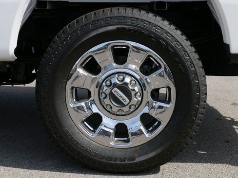 New 2026 Ford F250 Lariat w/ Chrome Package AWD/4WD image 9