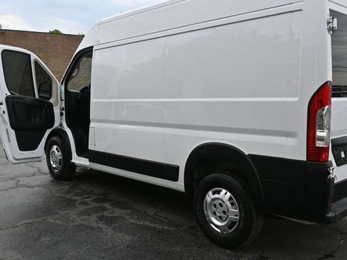 Used 2019 RAM ProMaster 2500 w/ Premium Appearance Group FWD image 6