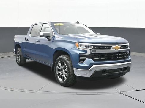 Used 2024 Chevrolet Silverado 1500 LT AWD/4WD image 19
