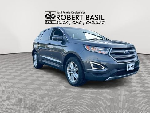 Used 2018 Ford Edge SEL w/ Equipment Group 201A AWD/4WD image 2