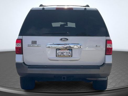 Used 2011 Ford Expedition XLT w/ 202A Rapid Spec Order Code image 4