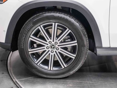 Used 2025 Mercedes-Benz GLE 450e GLE 450e image 10