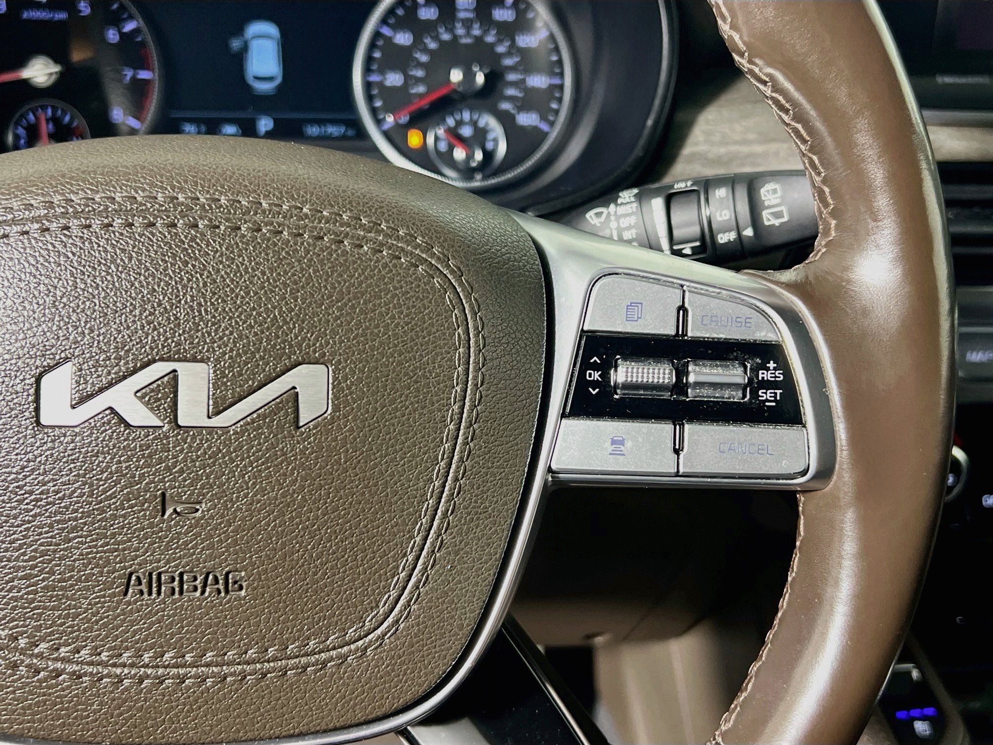 Used 2022 Kia Telluride SX w/ Nightfall Edition Package AWD/4WD image 19