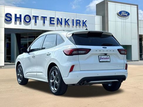 Used 2024 Ford Escape ST-Line w/ Tech Pack #1 FWD image 7