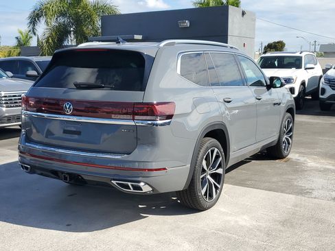 New 2026 Volkswagen Atlas SEL Premium R-Line AWD/4WD image 3