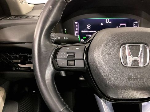 Used 2024 Honda Accord Touring image 18