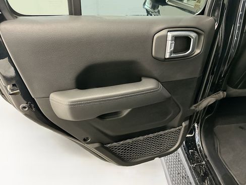 Used 2023 Jeep Wrangler Sahara w/ Safety Group image 27