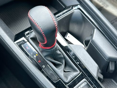 Used 2024 Honda Accord Sport image 15