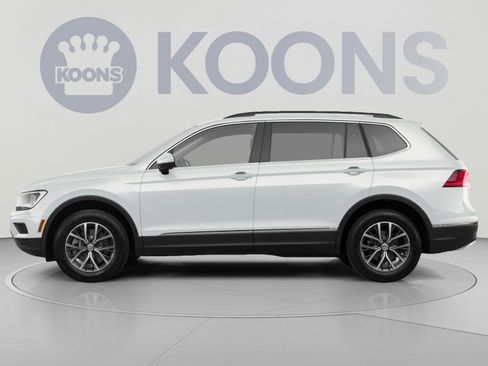 Used 2021 Volkswagen Tiguan SEL AWD/4WD image 2