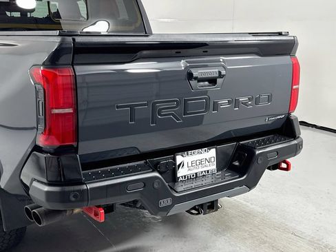 Used 2024 Toyota Tacoma TRD Pro AWD/4WD image 9