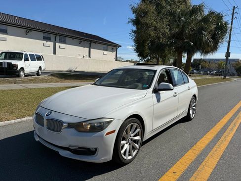 Used 2012 BMW 328i Sedan w/ Premium Pkg RWD image 1