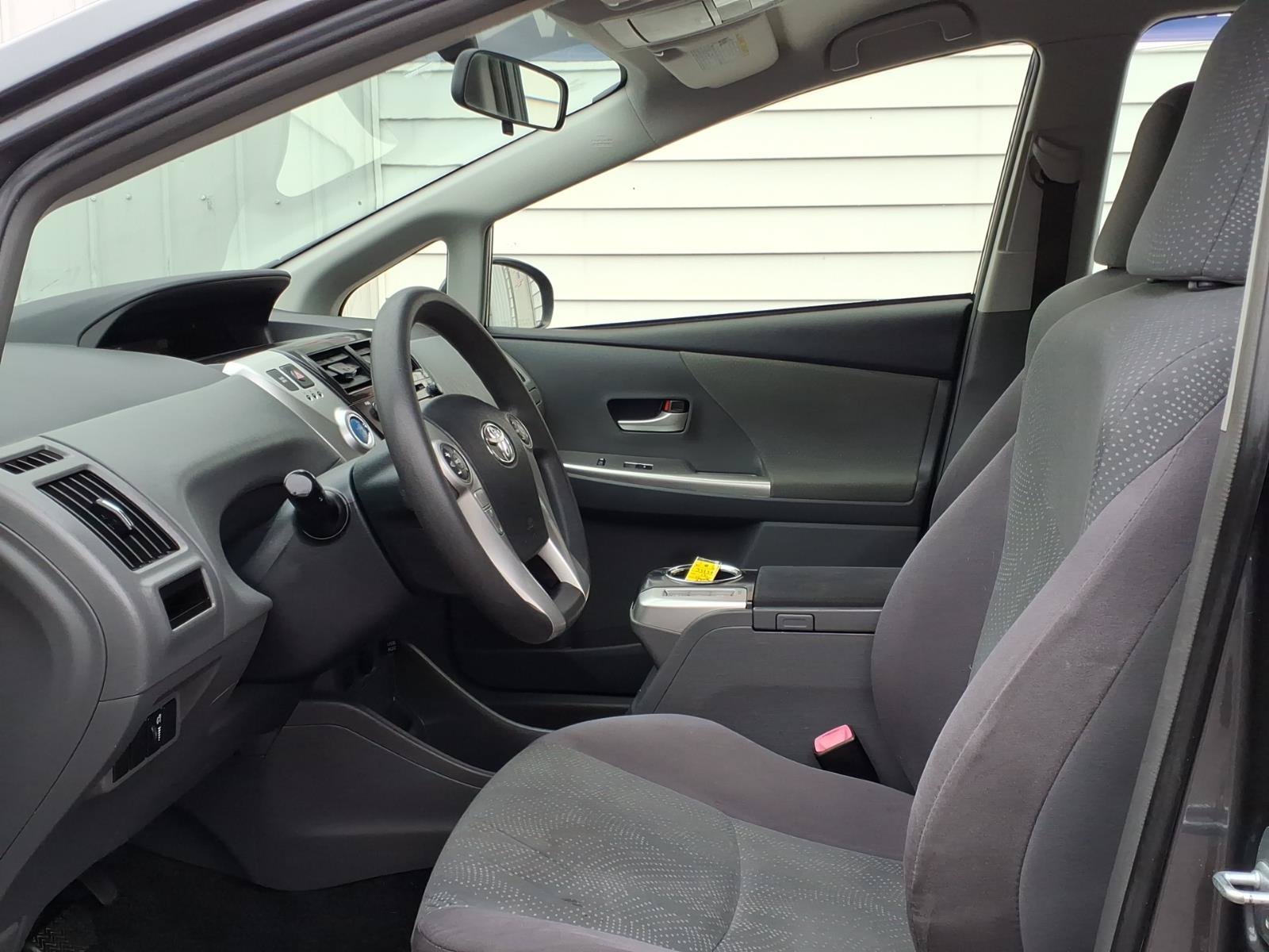 Used 2012 Toyota Prius V Three FWD image 7