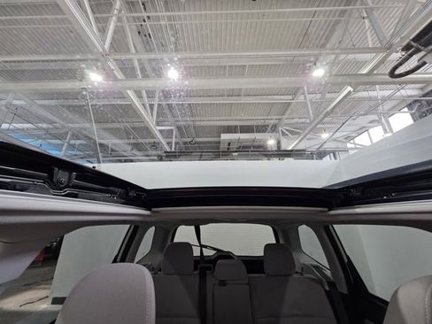 Used 2018 Subaru Forester 2.5i Premium image 16