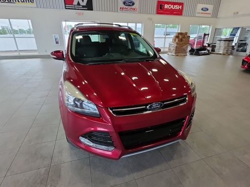 Used 2013 Ford Escape Titanium FWD image 4