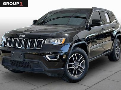 Used 2019 Jeep Grand Cherokee Laredo w/ Laredo X Package